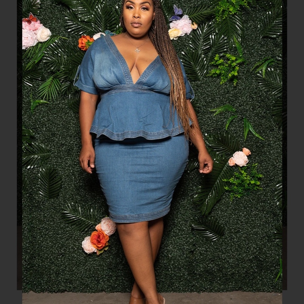 NEVER WORN Jean Peplum Dress